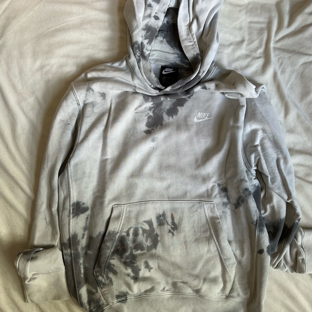 Nike Men's Black and Gray Tie-Dye Hoodie